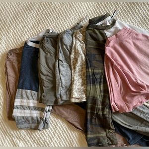 Lot of 7 Z Supply Tees